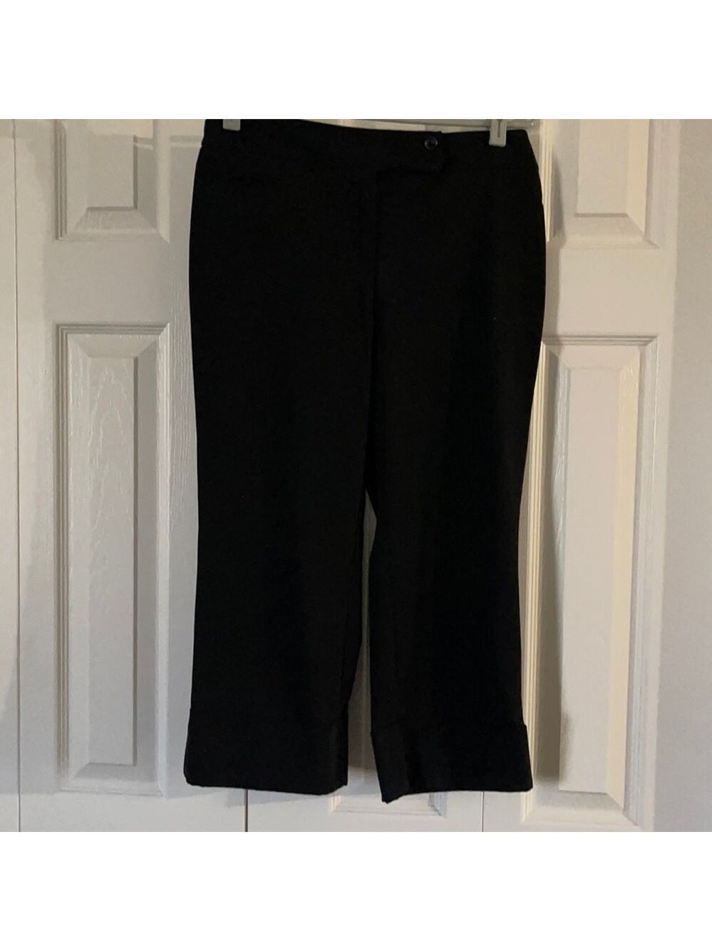 Rickis Capris Size 4🔥🔥